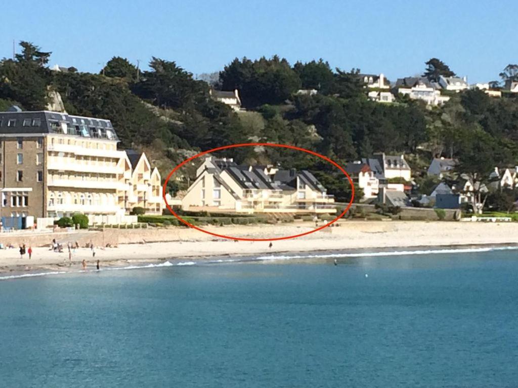 Les Pieds Dans L Eau Acces A La Plage Depuis La Residence Trébeurden Exterior foto